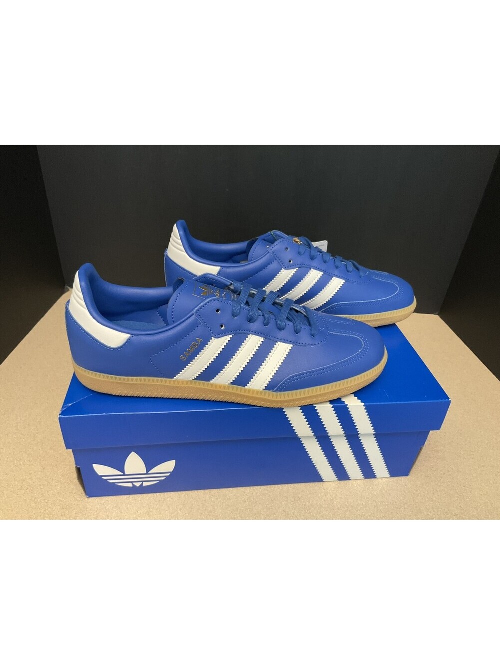 New! Adidas Originals Samba OG Blue/White Leather Shoes. Youths 6.5. Womens 7.5.